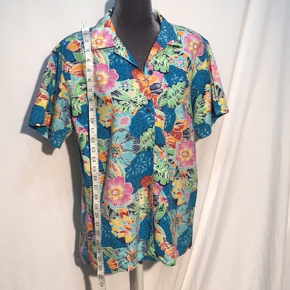 🌼Vintage 80’s🌼 Basic Essentials floral camp shirt size small - Picture 3 of 11